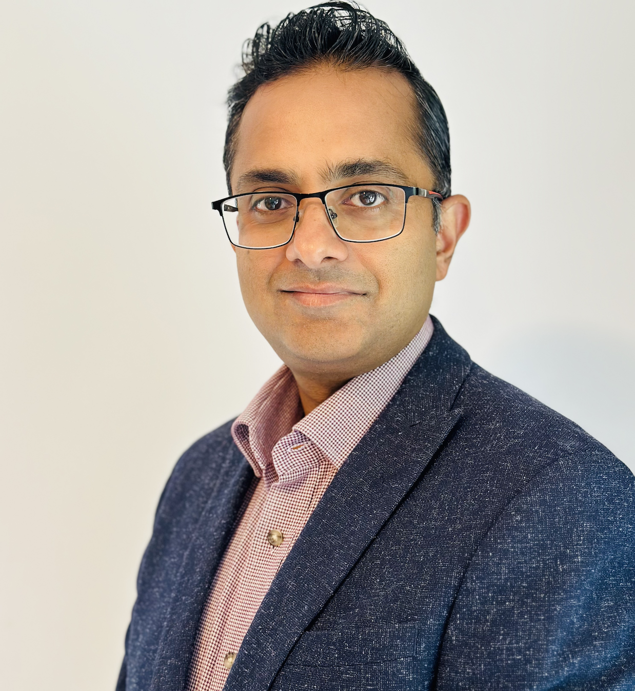 Dr Sumeet